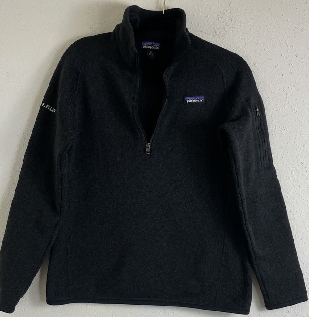 Patagonia Quarter Zip Pullover Women’s Size Medium Dark Gray